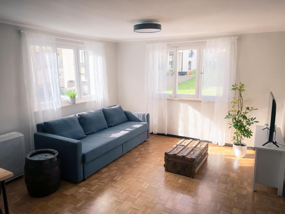 E10-apartment Apartment