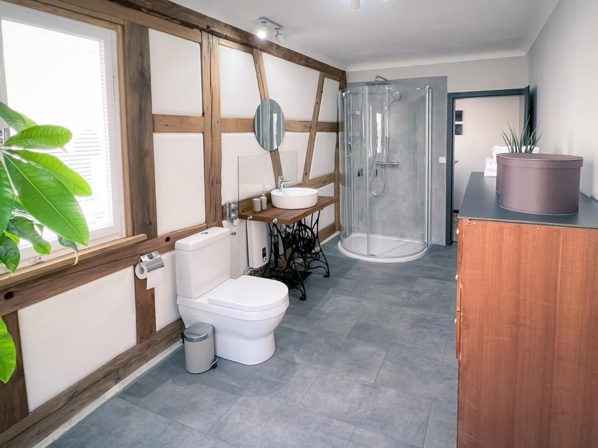 E10-apartment Apartment *